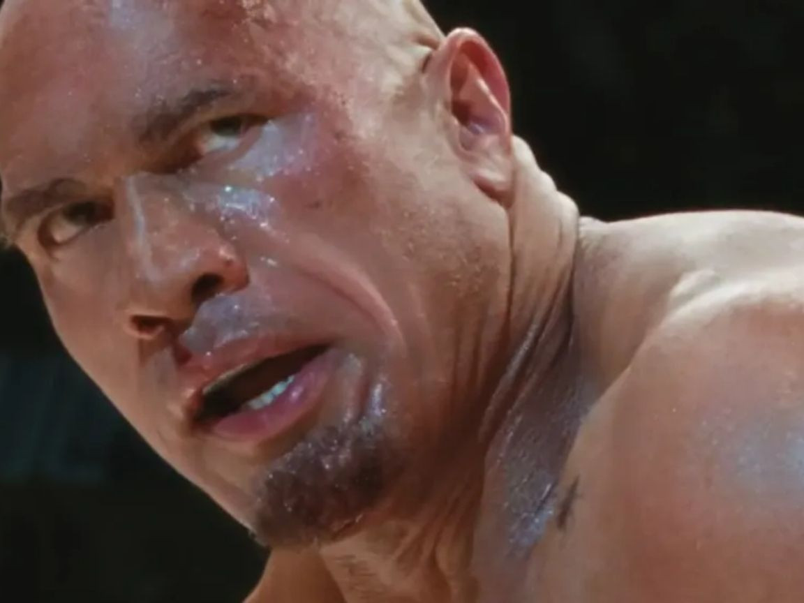 Dwayne Johnson chora com ovação de 15 minutos e entra na corrida pelo Oscar