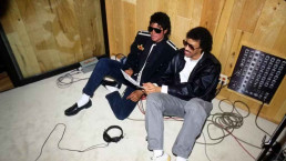 Michael Jackson era chamado de 'fedorento' por amigos, revela Lionel Richie