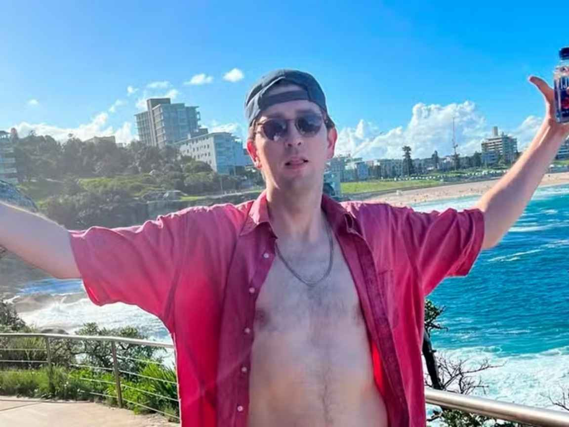 Nicholas Braun, de Succession, é proibido de beber após prisão