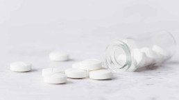 Estudo de Harvard embasou alerta do governo dos EUA sobre Tylenol e autismo