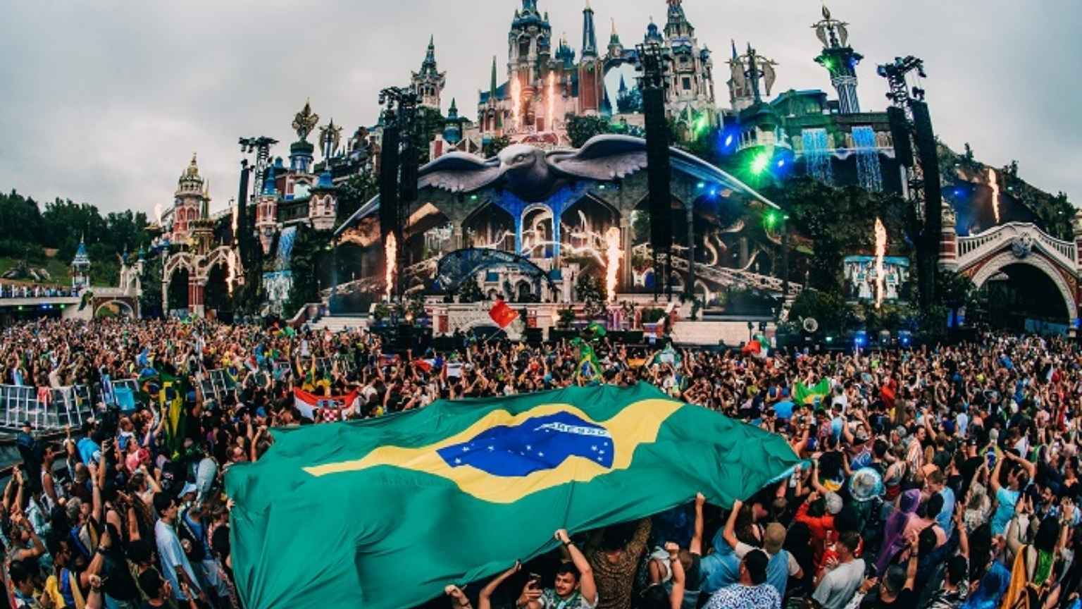 5 melhores sets de DJs confirmados para ver ao vivo do Tomorrowland Brasil 2025