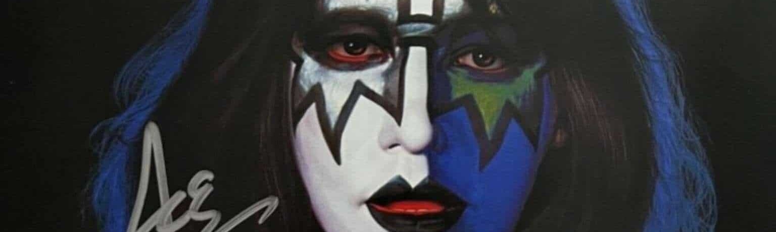 Morre Ace Frehley, guitarrista original e cofundador do Kiss, aos 74 anos