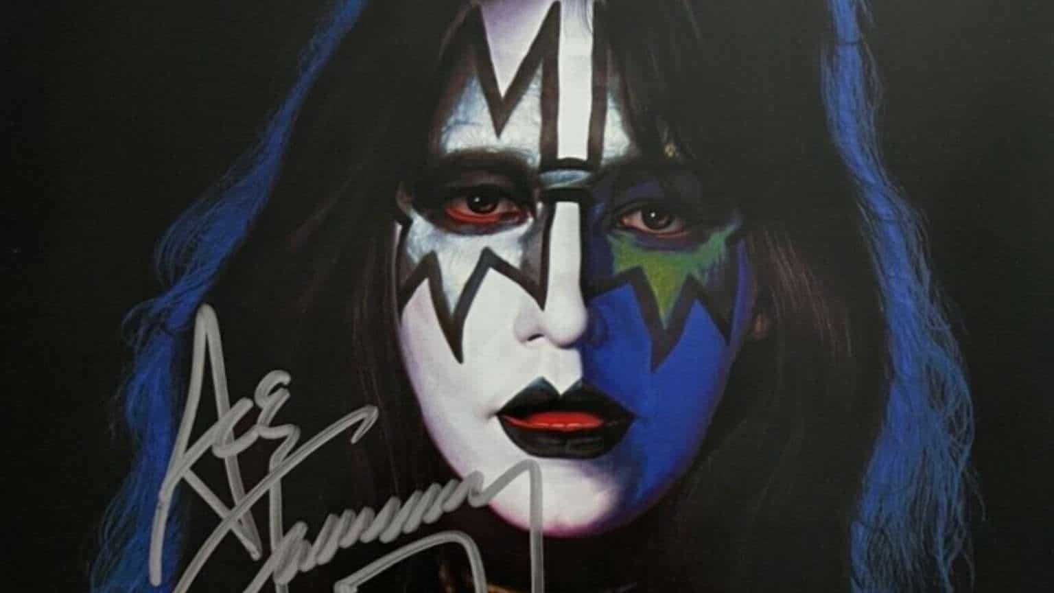 Morre Ace Frehley, guitarrista original e cofundador do Kiss, aos 74 anos