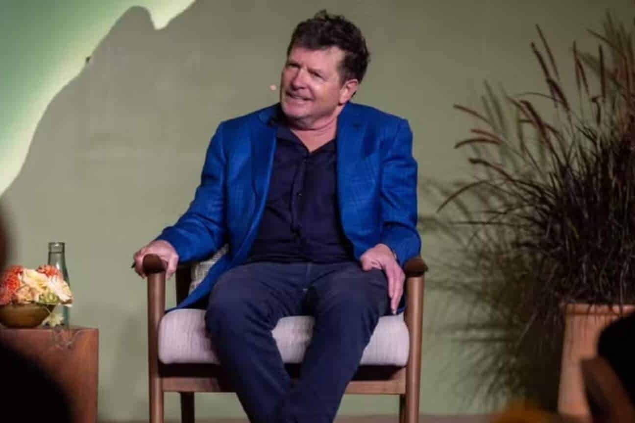 Michael J. Fox revela que parou de andar por medo de quedas: 'Perigoso'