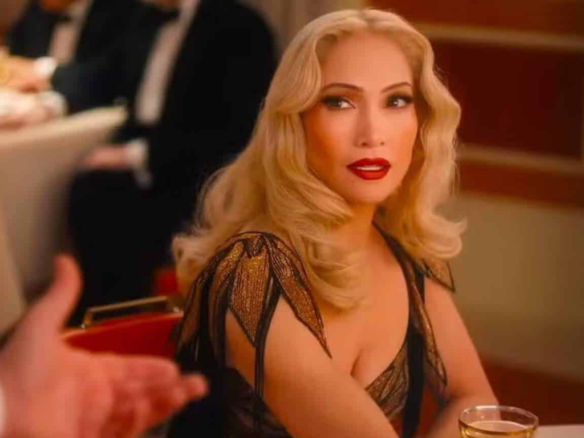 Jennifer Lopez desabafa sobre divórcio e diz que 'cometeu erros' ao expor a vida