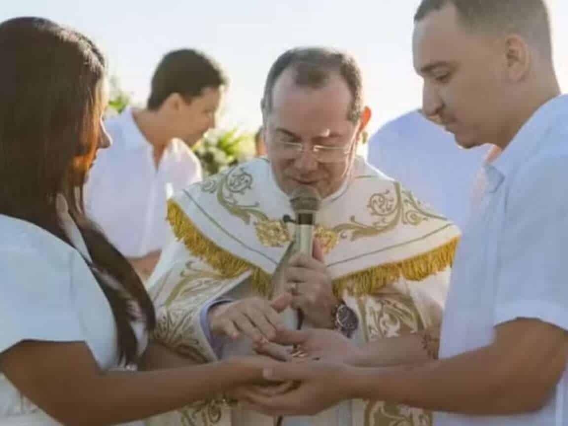 João Gomes e Ary Mirelle renovam votos de casamento aos pés do Cristo Redentor