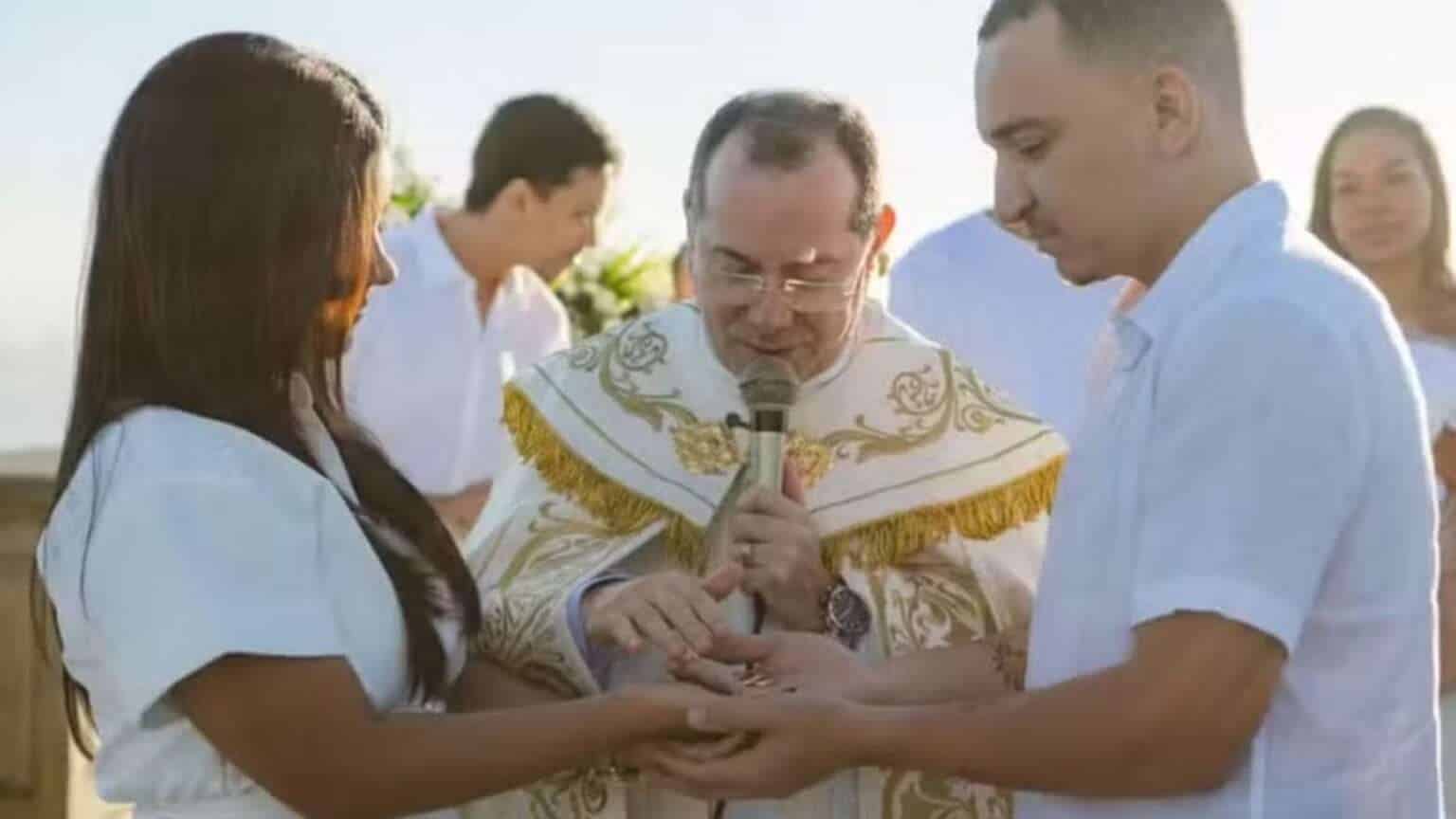 João Gomes e Ary Mirelle renovam votos de casamento aos pés do Cristo Redentor
