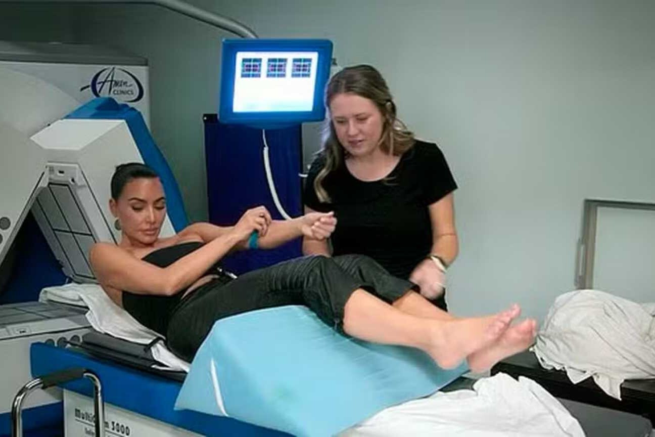 Kim Kardashian revela ter aneurisma cerebral e culpa estresse do divórcio com Kanye West