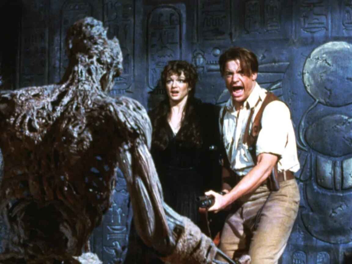 Brendan Fraser e Rachel Weisz negociam retorno para nova sequência de 'A Múmia'