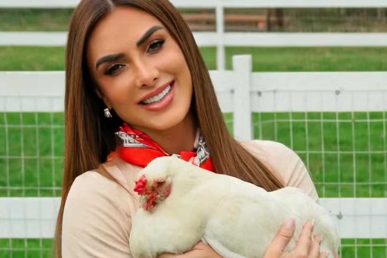 Nicole Bahls revela que vive de 'venda de ovos' e gasta R$ 15 mil por mês com animais